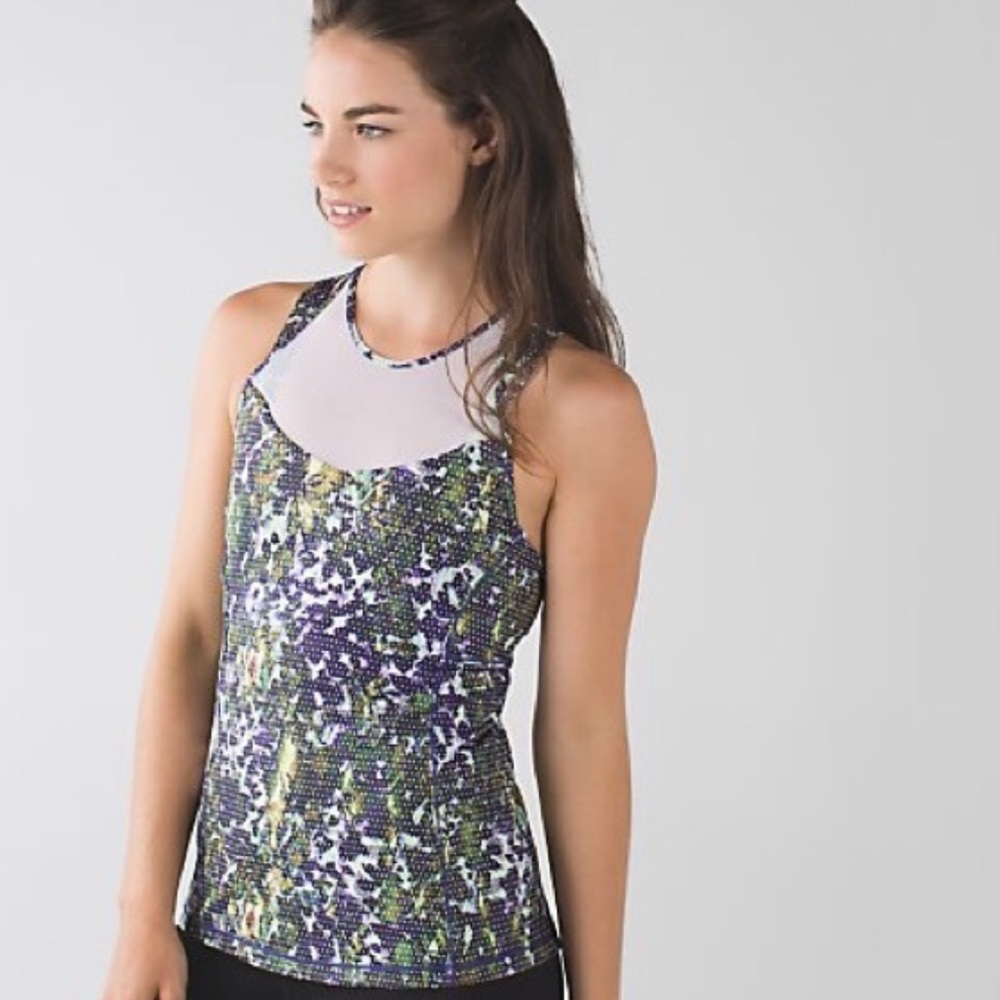 Lululemon running in the city tank size 8